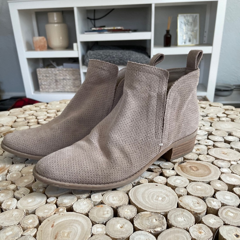 Dolce Vita Booties